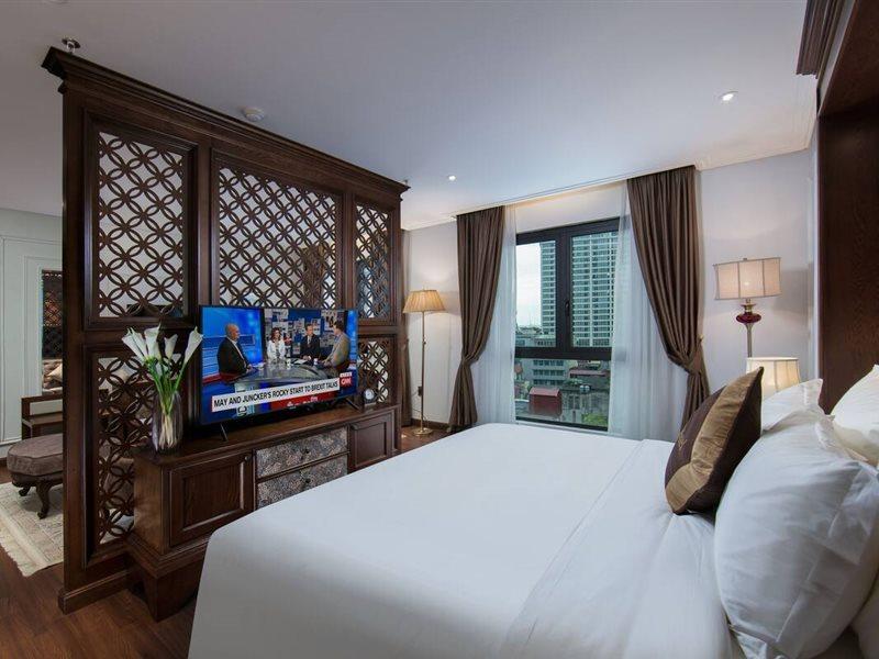 The Q Hotel Hanoi Exterior photo